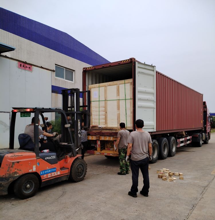 20臺數(shù)控車銑復(fù)合機床整裝待發(fā)